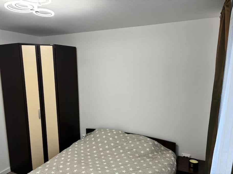 3 Camere Decomandat بوخارست المظهر الخارجي الصورة