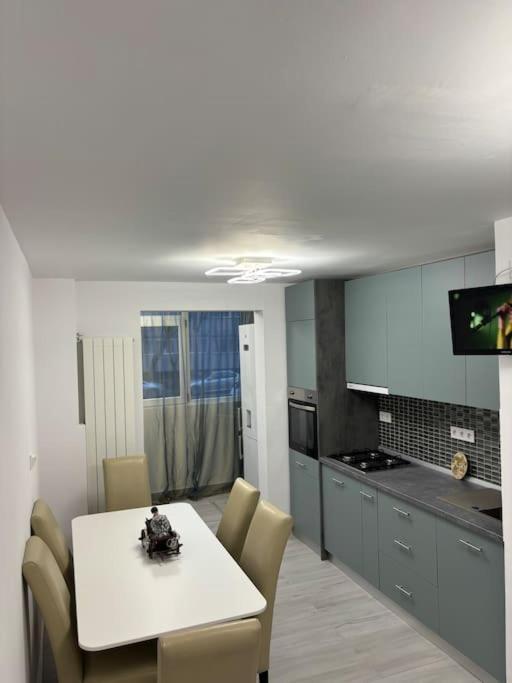 3 Camere Decomandat بوخارست المظهر الخارجي الصورة