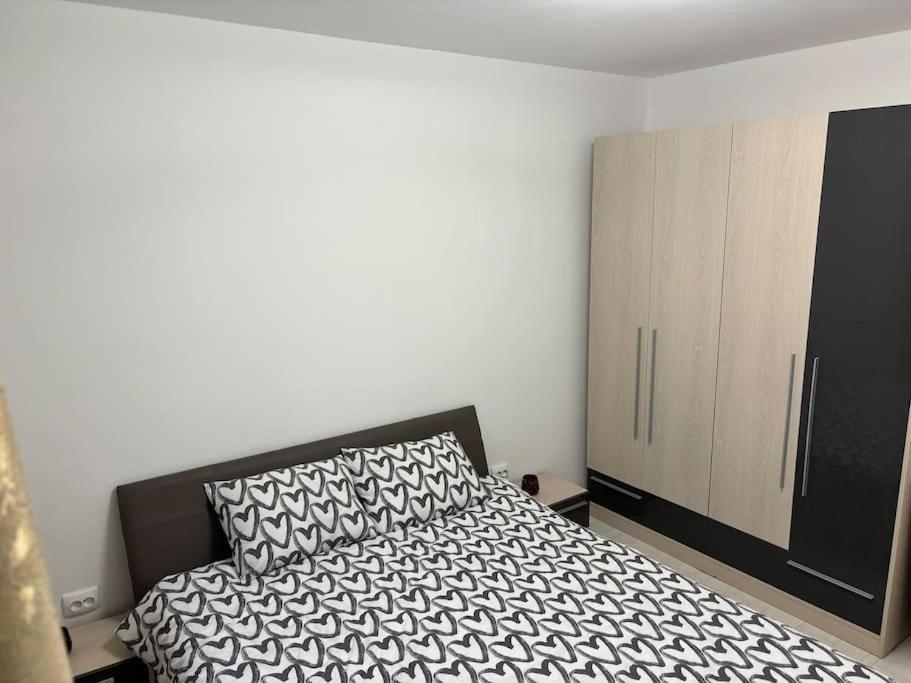 3 Camere Decomandat بوخارست المظهر الخارجي الصورة